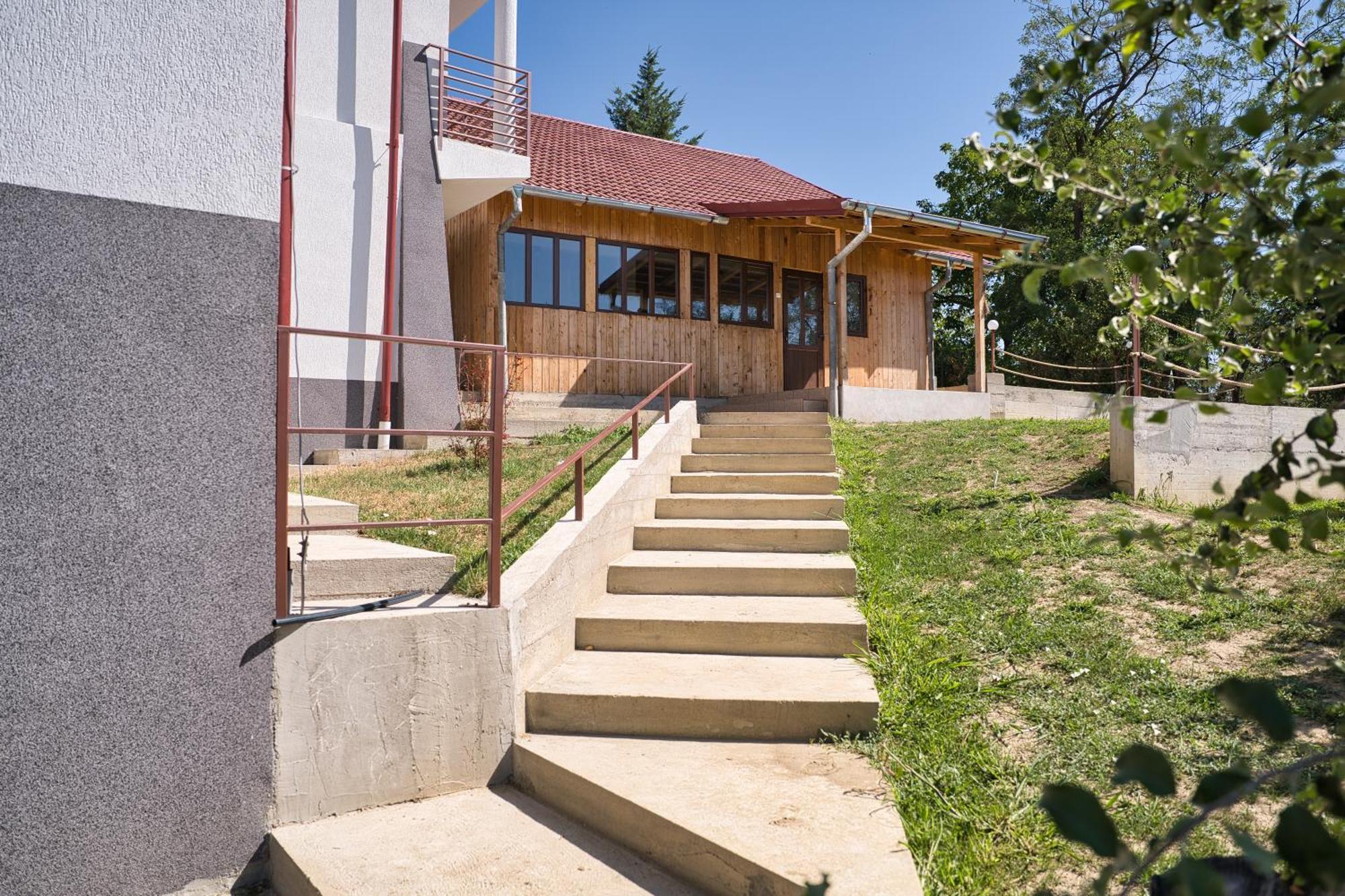 Perla Argesului, Ciubar, Piscina, Lift, Gratar, Cabana, Pensiuni, Hotel Cazare Transfagarasan Curtea De Arges Albestii de Arges Εξωτερικό φωτογραφία