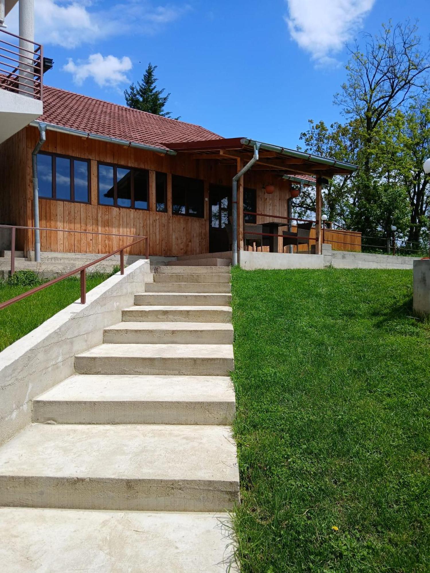 Perla Argesului, Ciubar, Piscina, Lift, Gratar, Cabana, Pensiuni, Hotel Cazare Transfagarasan Curtea De Arges Albestii de Arges Εξωτερικό φωτογραφία